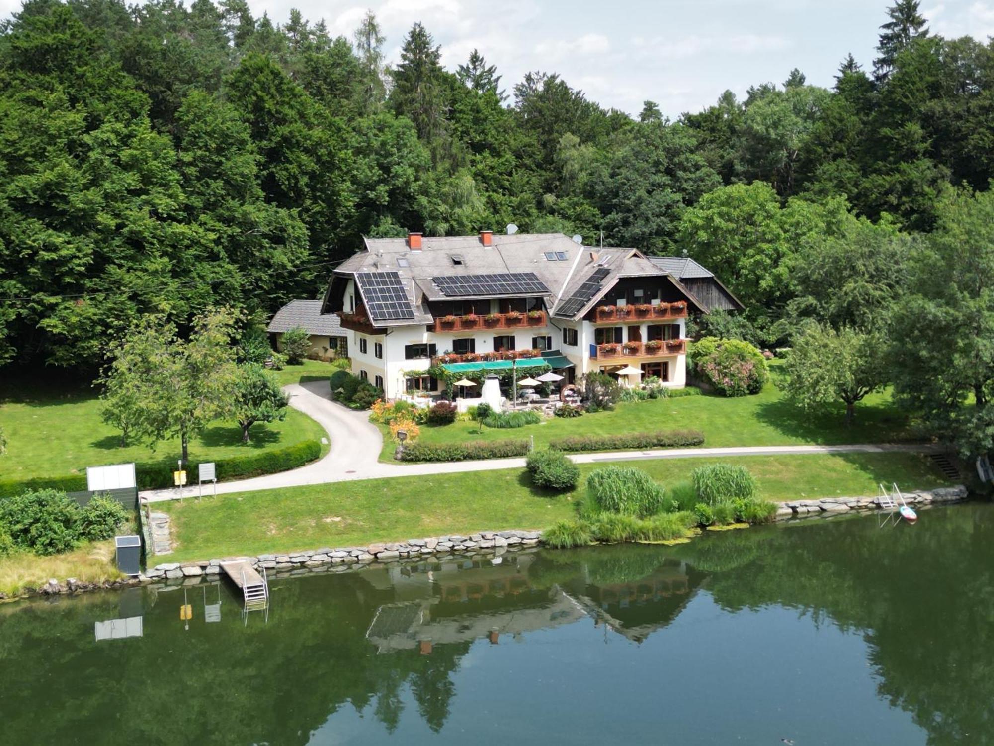 Landgasthof Trattnig Schiefling am See Zewnętrze zdjęcie
